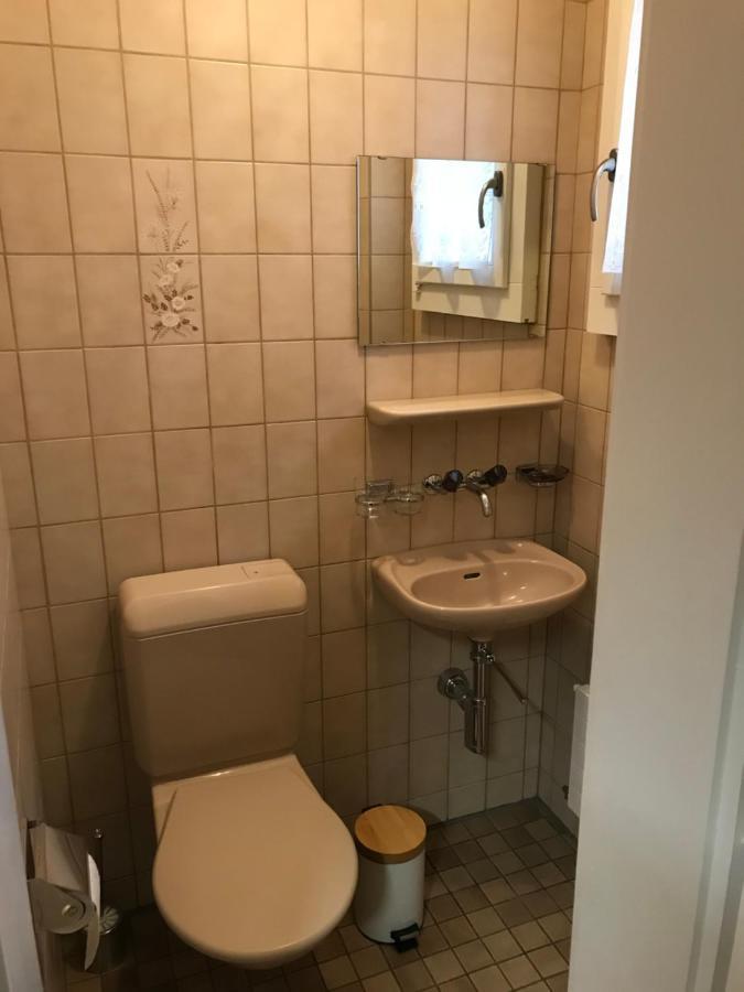 Simple Studio 36M2 In The Center Of Burgdorf Private Parking Small Bathroom Esterno foto