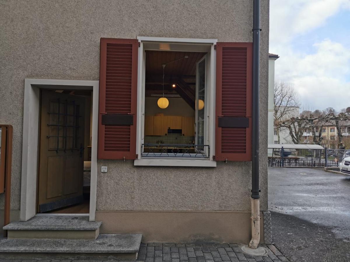 Simple Studio 36M2 In The Center Of Burgdorf Private Parking Small Bathroom Esterno foto