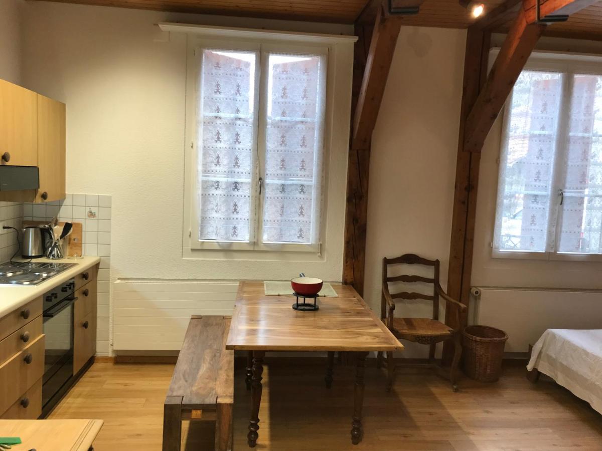 Simple Studio 36M2 In The Center Of Burgdorf Private Parking Small Bathroom Esterno foto